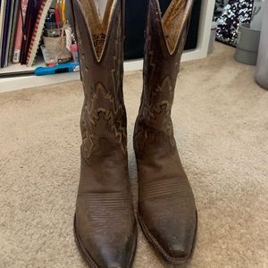 Leather cowgirl boots
